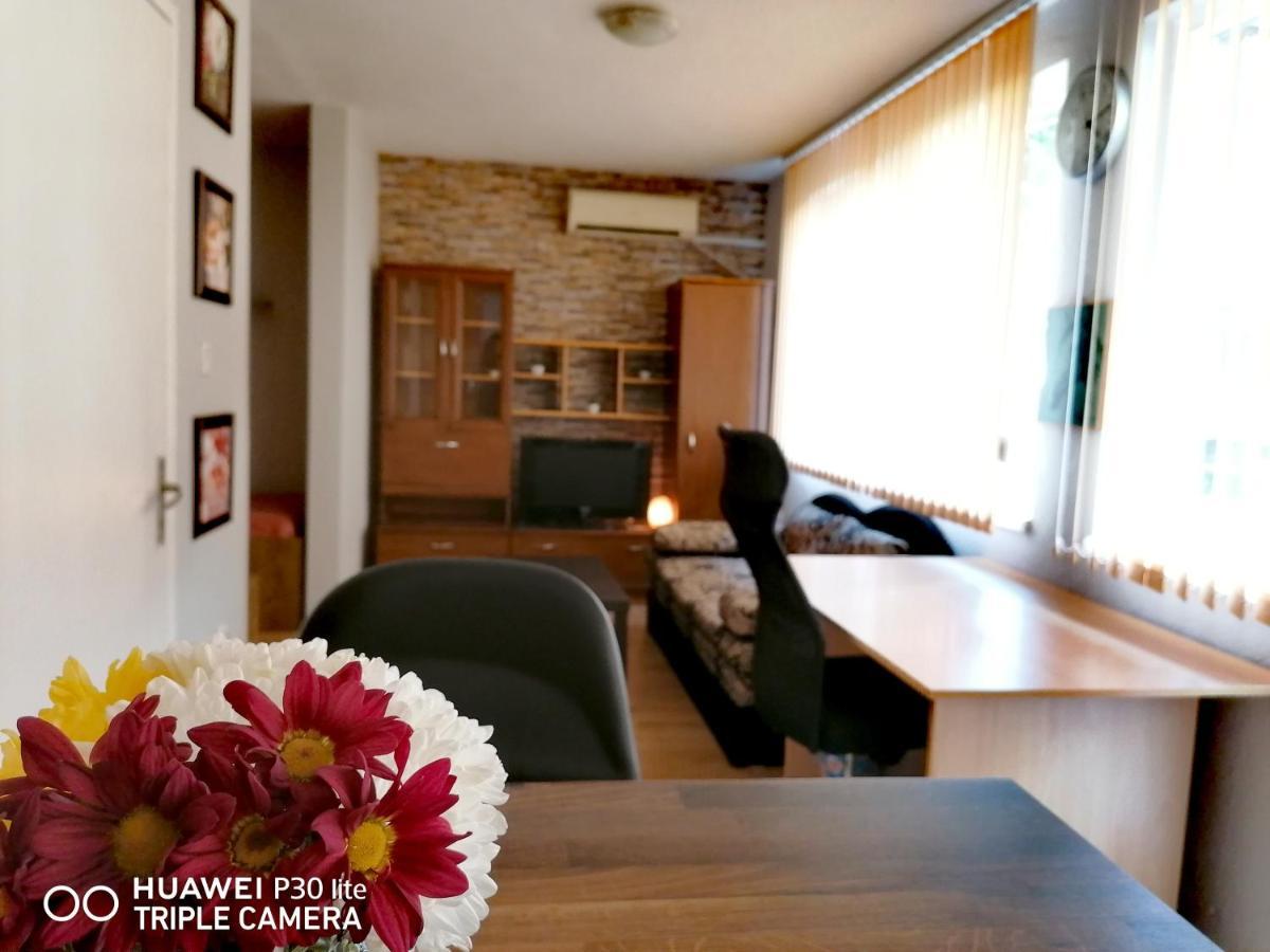 Comfort Getaway Studio Varna Luaran gambar